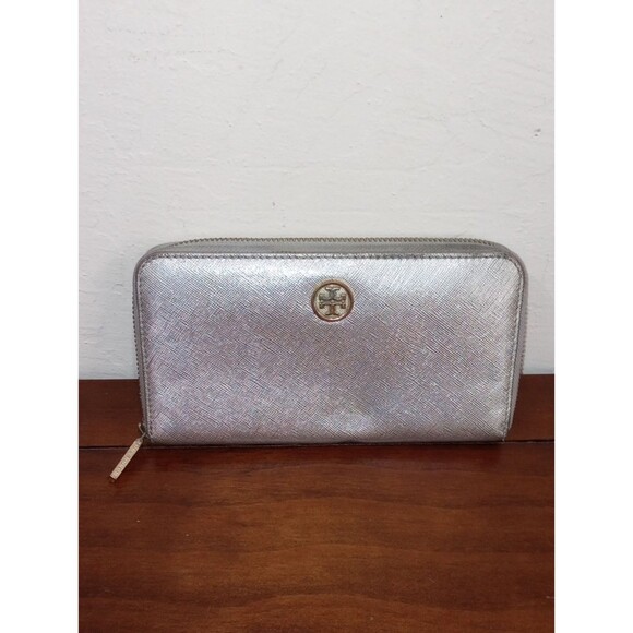Tory Burch Handbags - Tory Burch Metallic Champagne Gold Zip Continental Wallet